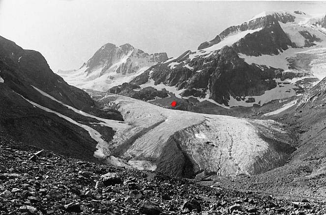 in "Les glaciers des Alpes occidentales" - Allier (1975)
